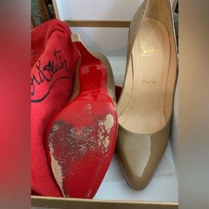 Size 39 Louboutin tan heels. Excellent used condition, only worn twice.